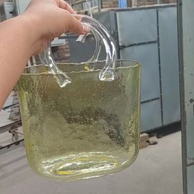 Creative Transparent glass handbag fish tank vase (Color: light yellow)